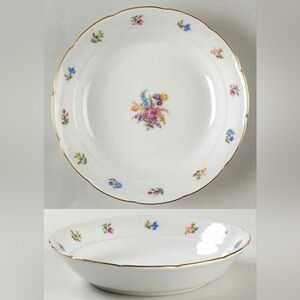 Thun Czechoslovakia Coupe Soup Bowls (4)